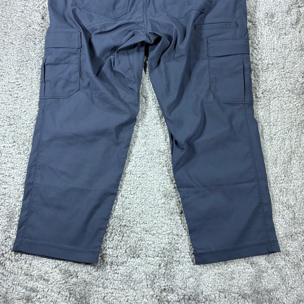 Duluth Trading Dry On The Fly Capris Womens 6 Ink Blue Cargo Pants NWT 46710 - Picture 12 of 14